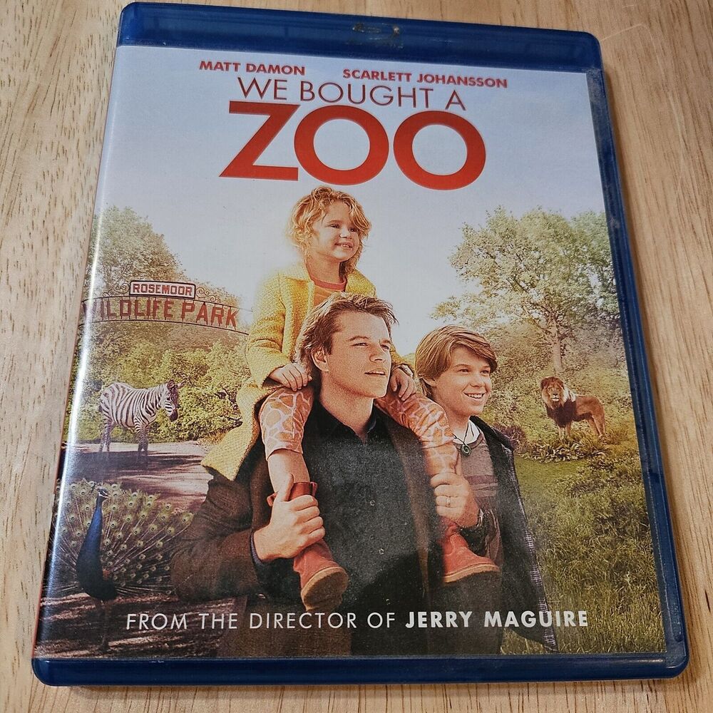 Blu-ray We Bought a Zoo Matt Damon Family Film very good  2011